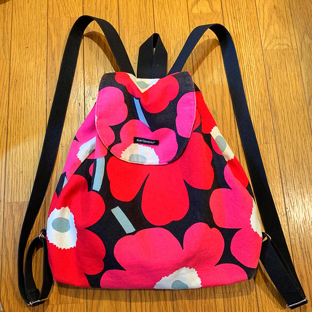 marimekko(マリメッコ)のマリメッコ ウニッコ柄 リュックサック レディースのバッグ(リュック/バックパック)の商品写真