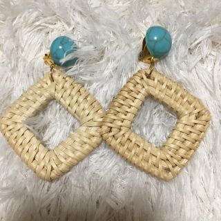 ラタンピアス イヤリング(ピアス)