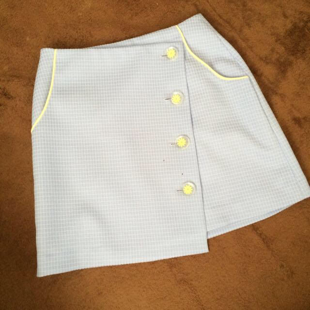 Lily Brown(リリーブラウン)の新品未使用タグ付♡レトロ台形スカート レディースのスカート(ミニスカート)の商品写真