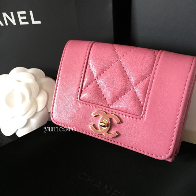 CHANEL(シャネル)のAYuki様お取り置き❤️新品❤︎シャネル マドモアゼル 財布 完売 正規品 レディースのファッション小物(財布)の商品写真