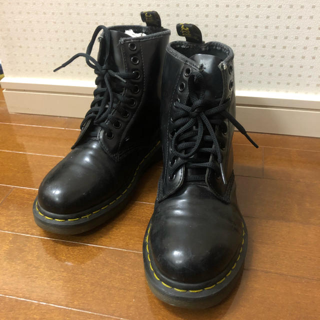 Dr.Martens(ドクターマーチン)の【送料込】Dr.Martens 黒ブーツ 8ホール レディースの靴/シューズ(ブーツ)の商品写真