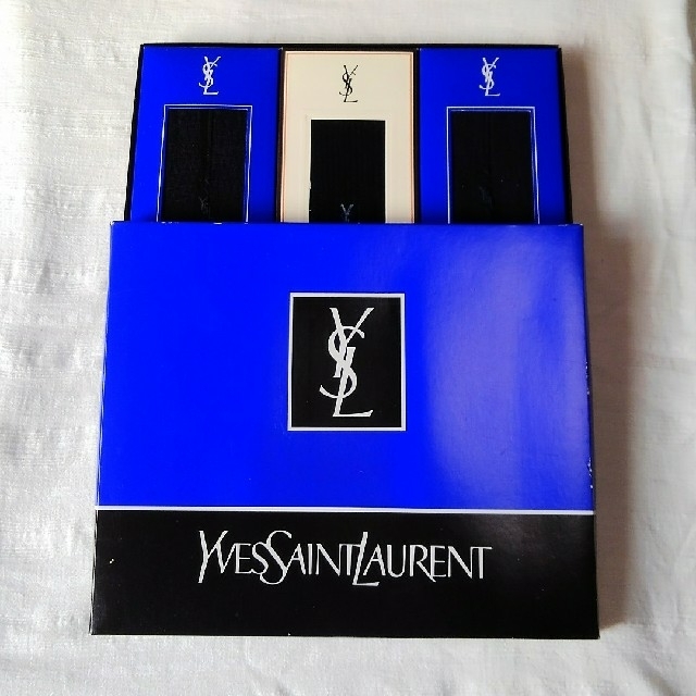 Yves Saint Laurent Beaute(イヴサンローランボーテ)のYSL (ｲﾌﾞｻﾝﾛｰﾗﾝ) 紳士用靴下 3足set 未使用 メンズの靴/シューズ(ドレス/ビジネス)の商品写真