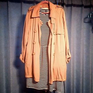 ダブルクローゼット(w closet)のダブクロ　トレンチコート(トレンチコート)