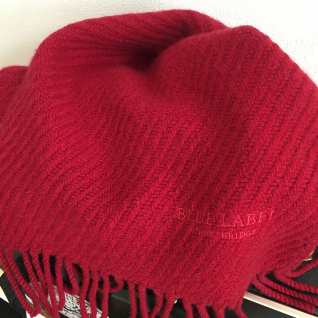 ⭐️タグ付き新品⭐️ブルーレーベルクレストブリッジ⭐️マフラー⭐️レッド