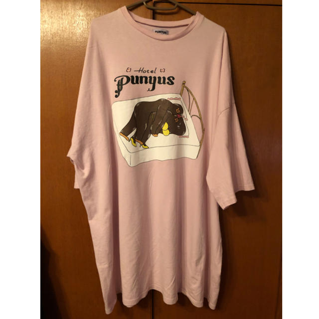 PUNYUS(プニュズ)のプニュズホテルTシャツ(ロング) レディースのトップス(Tシャツ(半袖/袖なし))の商品写真