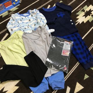 ユニクロ(UNIQLO)のユニクロ90 パジャマ２着＋ヒートテック4着セット(パジャマ)