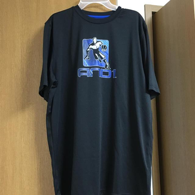 And1(アンドワン)の【こまち様専用】AND1、ベンチウォーマー Tシャツセット スポーツ/アウトドアのスポーツ/アウトドア その他(バスケットボール)の商品写真