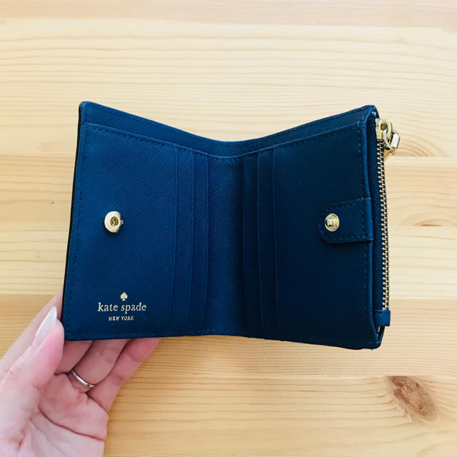 kate spade new york(ケイトスペードニューヨーク)のケイトスペード ２つ折り財布 レディースのファッション小物(財布)の商品写真