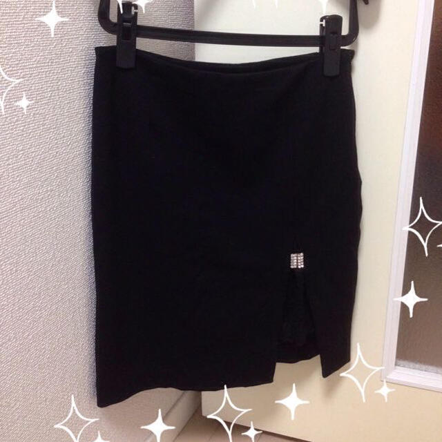 トレンドタイトスカート♡レーススリット入 レディースのスカート(ひざ丈スカート)の商品写真