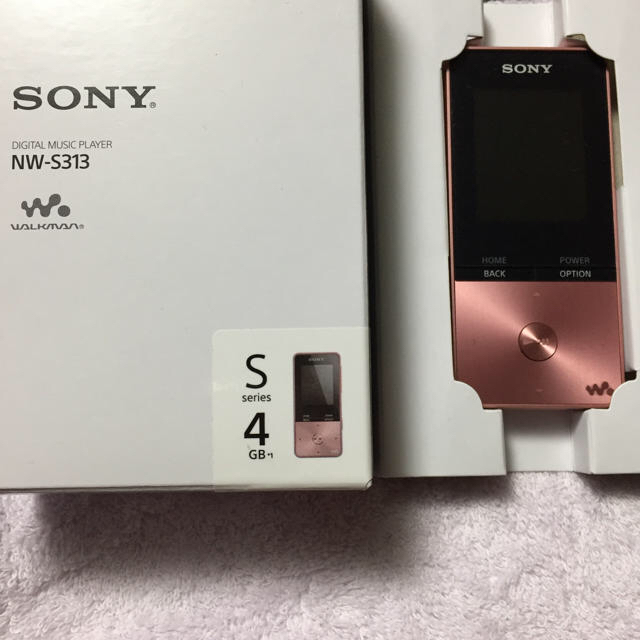 WALKMAN(ウォークマン)のウォークマン スマホ/家電/カメラのオーディオ機器(ポータブルプレーヤー)の商品写真