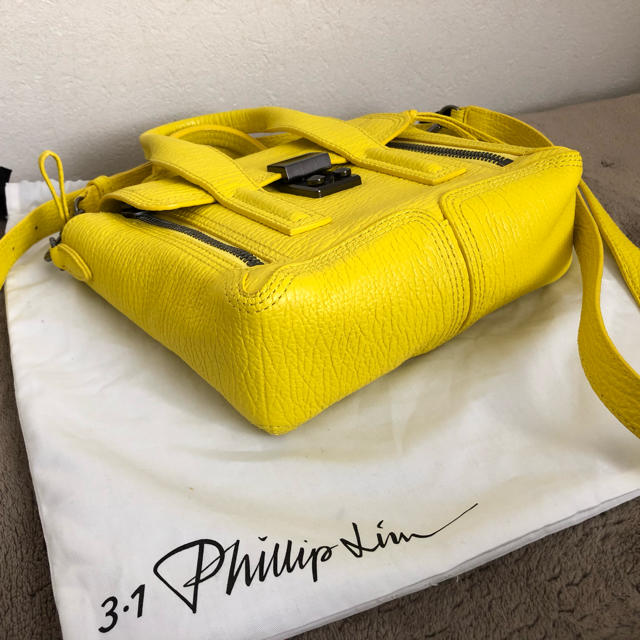 3.1 Phillip Lim(スリーワンフィリップリム)の新品 フィリップリム ミニサッチェル イエロー ショルダー バッグ 斜めがけ レディースのバッグ(ショルダーバッグ)の商品写真