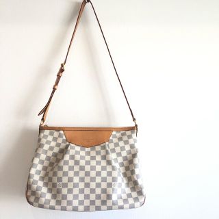 ルイヴィトン(LOUIS VUITTON)の美品！ダミエ アズール シラクーサ ショルダーバッグ ルイヴィトン(ショルダーバッグ)