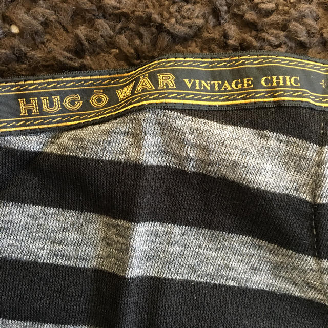 Hug O War(ハグオーワー)のハグ オー ワー ボーダーカットソー 新品未使用 レディースのトップス(カットソー(長袖/七分))の商品写真