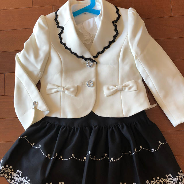 アリサナ スーツ120㎝ キッズ/ベビー/マタニティのキッズ服女の子用(90cm~)(ドレス/フォーマル)の商品写真