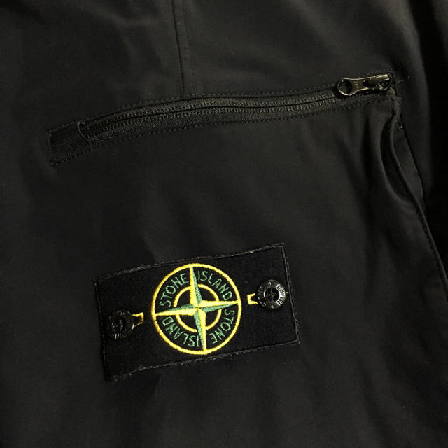 STONE ISLAND(ストーンアイランド)の【kas様専用】stone island カーゴパンツ ブラック メンズのパンツ(その他)の商品写真