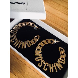 モスキーノ(MOSCHINO)の似合わず。。泣 新品 H&MOSCHINO コラボレーション商品(ピアス)