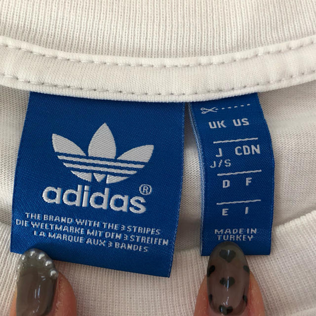 adidas(アディダス)のadidas Tシャツ レディースのトップス(Tシャツ(半袖/袖なし))の商品写真