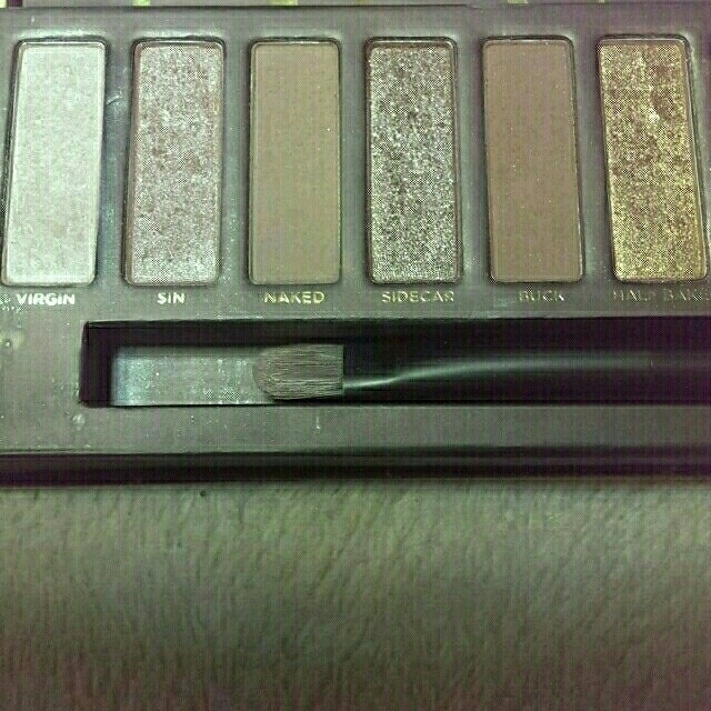 Urban Decay(アーバンディケイ)のNAKED PALETTE コスメ/美容のベースメイク/化粧品(その他)の商品写真