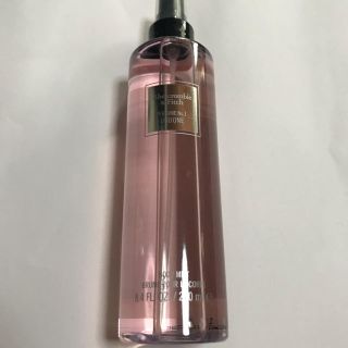 アバクロンビーアンドフィッチ(Abercrombie&Fitch)のAbercrombie&Fitch ボディミスト250mL(香水(女性用))