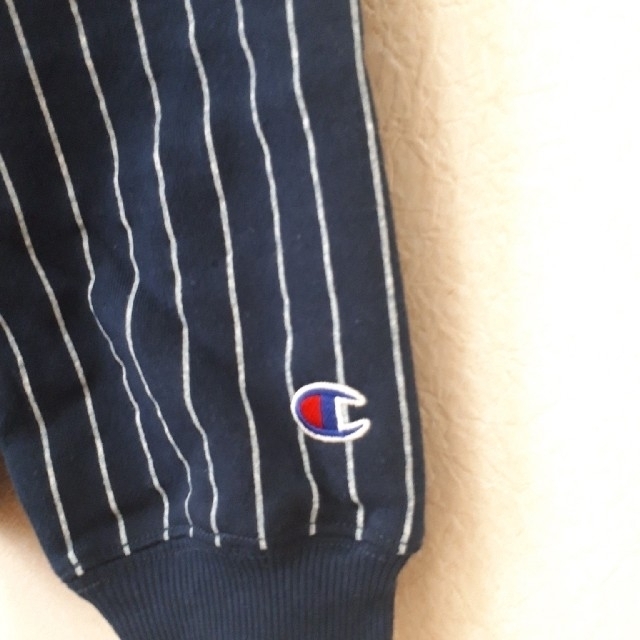 Champion(チャンピオン)の新品未使用Championチャンピオンパーカー160㎝ キッズ/ベビー/マタニティのキッズ服女の子用(90cm~)(ジャケット/上着)の商品写真