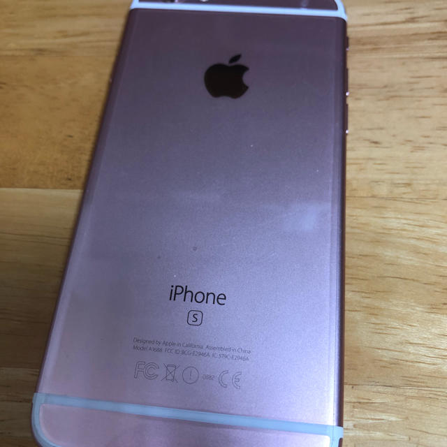 NTTdocomo(エヌティティドコモ)のiPhone 6s Rose Gold 64 GB docomo スマホ/家電/カメラのスマートフォン/携帯電話(スマートフォン本体)の商品写真