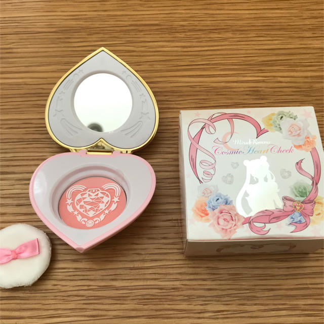 BANDAI(バンダイ)のsailor  moon cheek コスメ/美容のベースメイク/化粧品(チーク)の商品写真