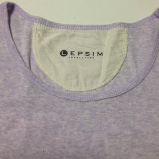 レプシィム(LEPSIM)のLEPSIM♡パープルTシャツ(Tシャツ(半袖/袖なし))