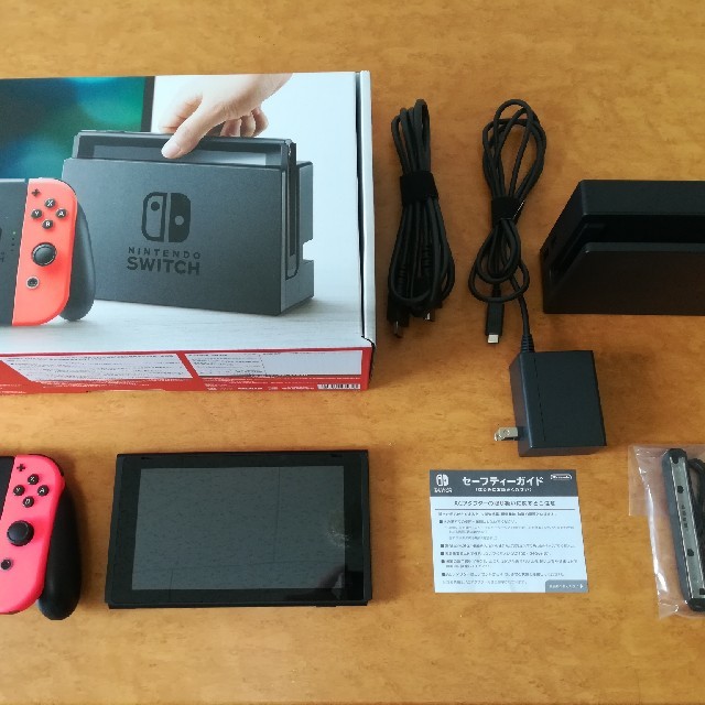 ニンテンドースイッチ　2018年購入　★一部ジャンク品のため格安★