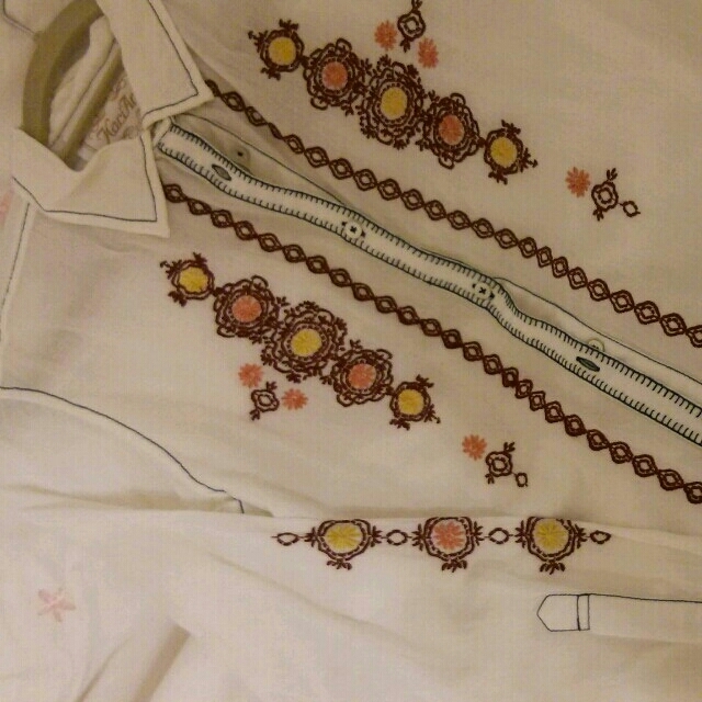 kariang(カリアング)のボヘミアン刺繍シャツ レディースのトップス(シャツ/ブラウス(長袖/七分))の商品写真