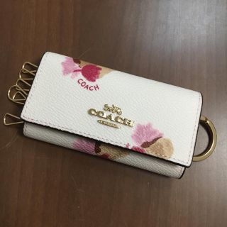 コーチ(COACH)の【ユッケ様専用】 コーチ ❤︎ キーケース  花柄(キーケース)