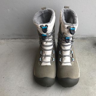 キーン(KEEN)の美品★KEEN WMN Wilma Lace ウィンターブーツ ウィメンズ 白(ブーツ)