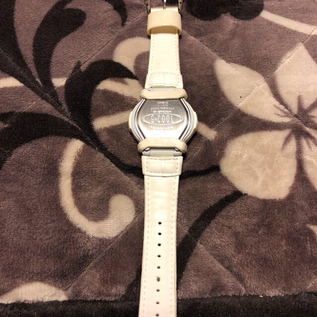 G-SHOCK(ジーショック)のG-SHOCK G-COOL ホワイト メンズの時計(腕時計(デジタル))の商品写真