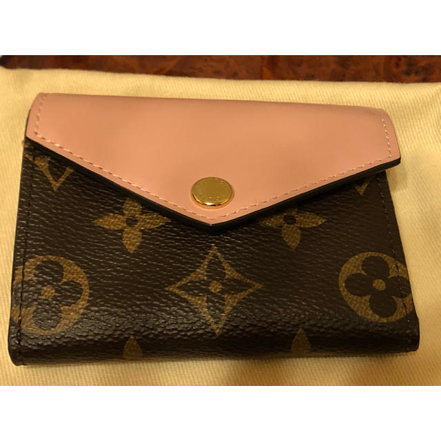 LOUIS VUITTON(ルイヴィトン)のみー様専用 ルイヴィトン ポルトフォイユ・ゾエ ピンク モノグラム レディースのファッション小物(財布)の商品写真