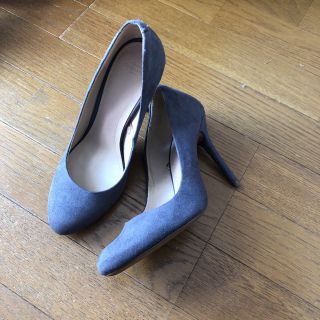 ザラ(ZARA)のZARA★スエード★グレー★パンプス(ハイヒール/パンプス)