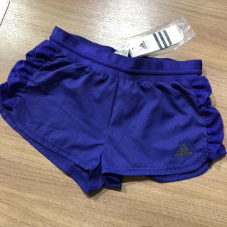 アディダス(adidas)の新品 ランニングパンツ アディダス ショートパンツ 紫 パープル(トレーニング用品)