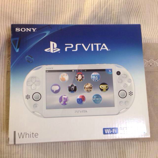 特価セール中 新品!PSvita ホワイト - www.tauntonscrapmetal.com