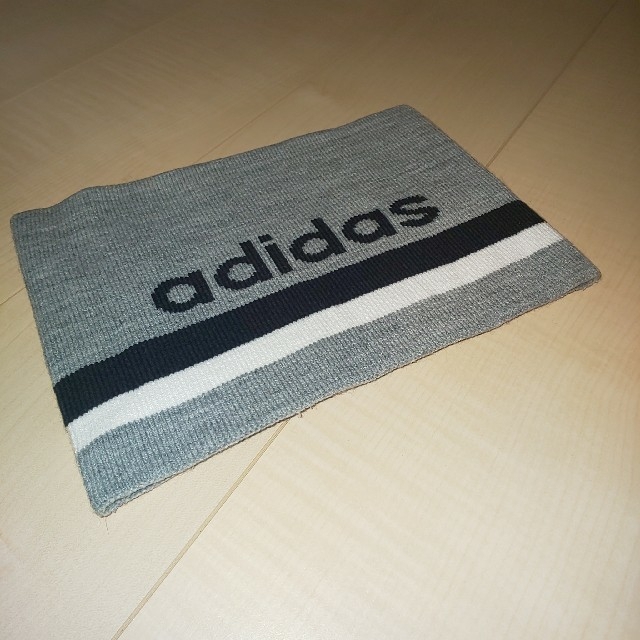 adidas(アディダス)の新品  アディダス  ネックウォーマー メンズのファッション小物(ネックウォーマー)の商品写真