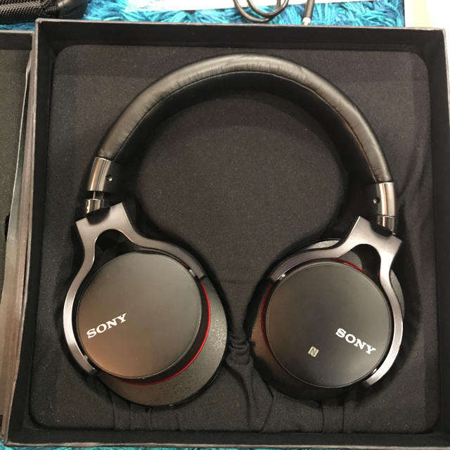 SONY(ソニー)のSONY MDR-1A BT(ヘッドホン) スマホ/家電/カメラのオーディオ機器(ヘッドフォン/イヤフォン)の商品写真