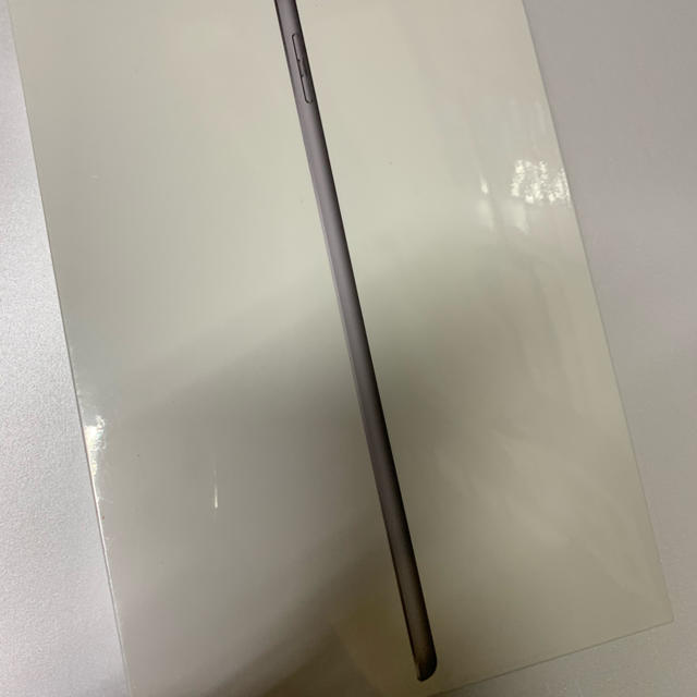 新品未使用未開封 iPad 第6世代 スペースグレー