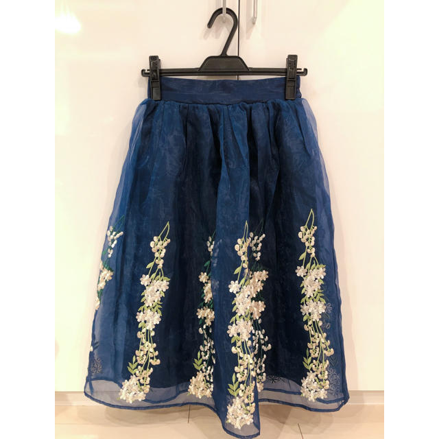 tocco(トッコ)のtocco closet オーガンジー 花柄 刺繍 スカート♡ レディースのスカート(ひざ丈スカート)の商品写真
