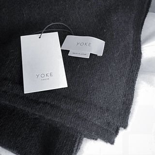 コモリ(COMOLI)のYOKE 7G LONG STOLE BLACK(ストール)