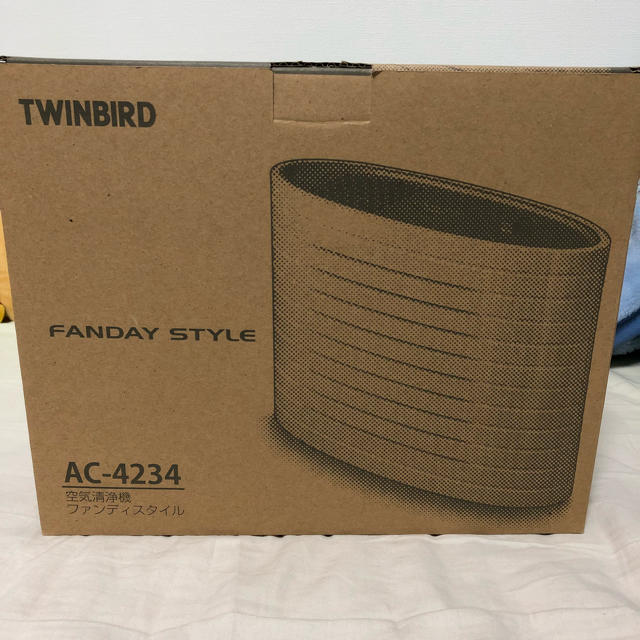 TWINBIRD(ツインバード)の【新品】空気清浄機 スマホ/家電/カメラの生活家電(空気清浄器)の商品写真