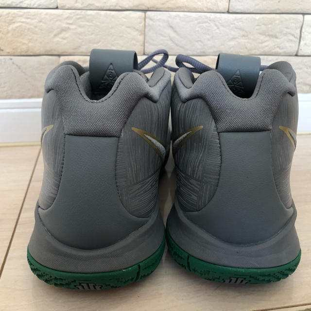 HASH様専用‼︎NIKE カイリー4 /NIKE KYRIE 4 26cm