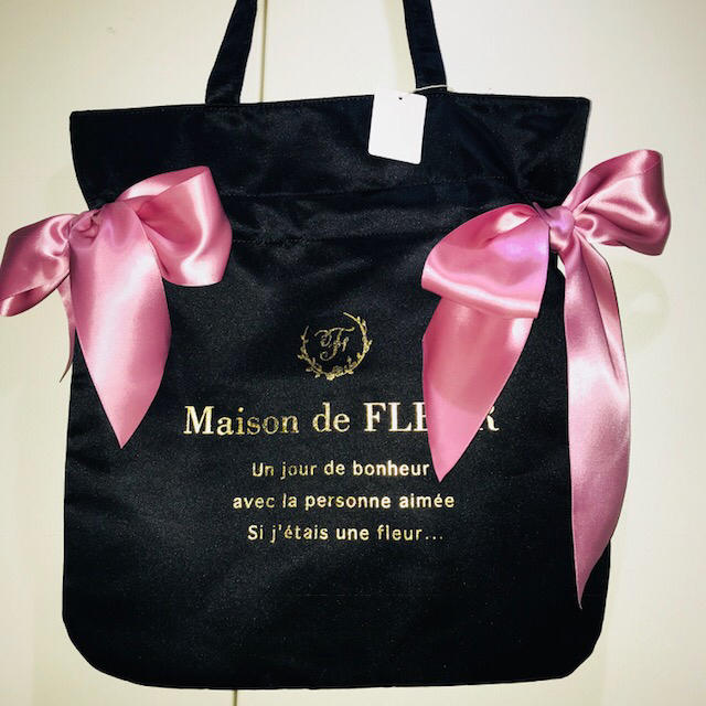 Maison de FLEUR(メゾンドフルール)の新品Maison de FLEUR限定品 メゾンドフルール ブラック ピンク レディースのバッグ(トートバッグ)の商品写真