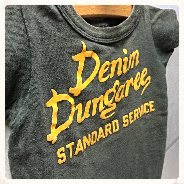 DENIM DUNGAREE(デニムダンガリー)のD&D ノベルティTシャツ 90 レディースのトップス(Tシャツ(半袖/袖なし))の商品写真