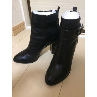 ダイアナ(DIANA)のダイアナ レザーショートブーツ 美品(ブーツ)