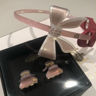 アレクサンドルドゥパリ(ALEXANDRE DE PARIS)のひな様専用　新品ALEXANDRE DE PARIS  リボン付きカチューシャ(カチューシャ)