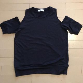 ナイキ(NIKE)のNERGY ナージー スリットショルダー Tシャツ オフショルダー(Tシャツ(半袖/袖なし))