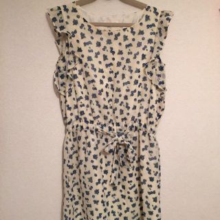 ブルーベリー柄ワンピースの通販 by napi's shop|ラクマ