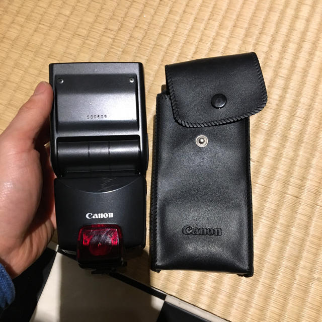 CANON キャノン 380EX  値段交渉可能 スマホ/家電/カメラのカメラ(ストロボ/照明)の商品写真